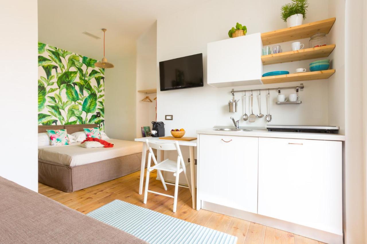 Duomo Views, Light, Jungle-Inspired Studio With Terrace Milan Extérieur photo